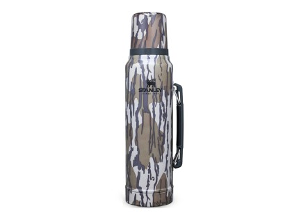 Náhled produktu - STANLEY Termoska Legendary Classic 1l Bottomland Mossy Oak Kamuflage